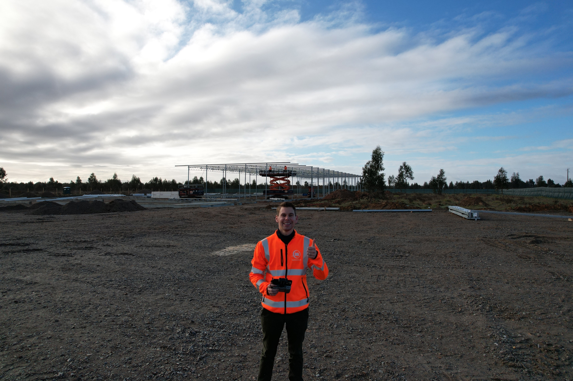 Thumbs up greenhouse structure